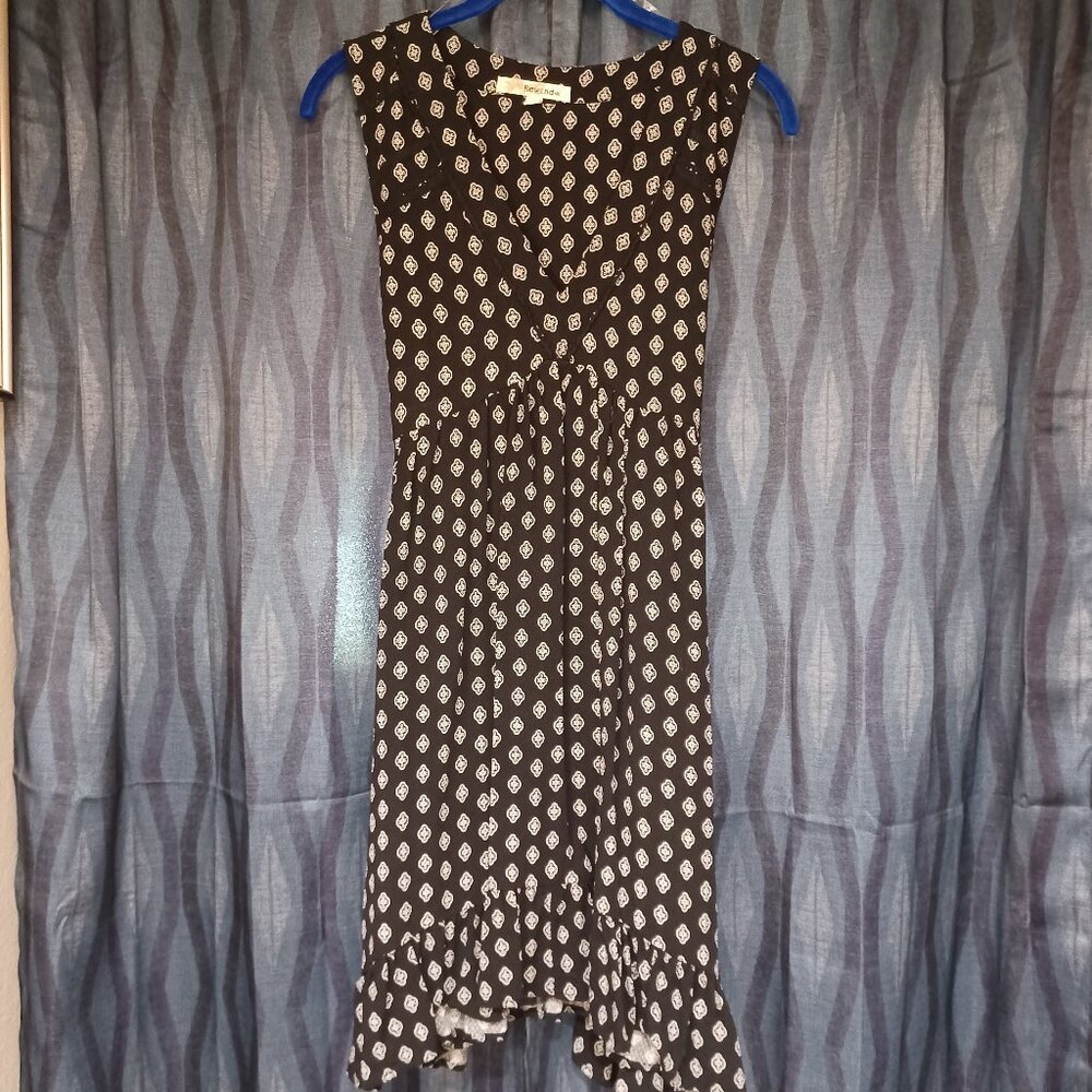 Rewind Black & white pattern dress - Size S (NWOT)